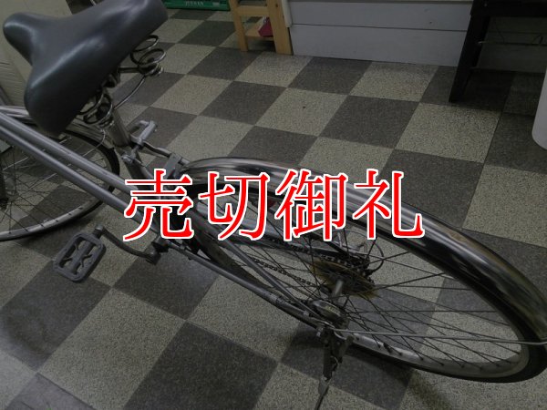 画像4: 〔中古自転車〕シティサイクル　27インチ　外装6段変速　オートライト　ローラーブレーキ　シルバー