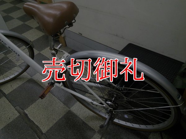 画像4: 〔中古自転車〕シティサイクル　27ンチ　外装6段変速　2LEDオートライト　ローラーブレーキ　BAA自転車安全基準適合　ホワイト